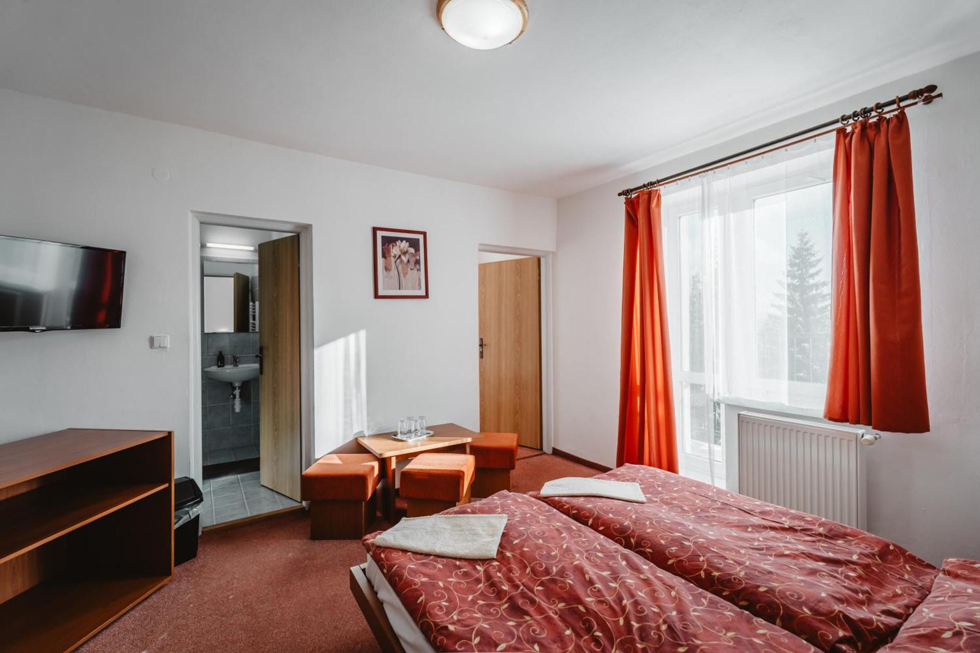 Chata Kubínska hoľa Dolny Kubin Exterior foto
