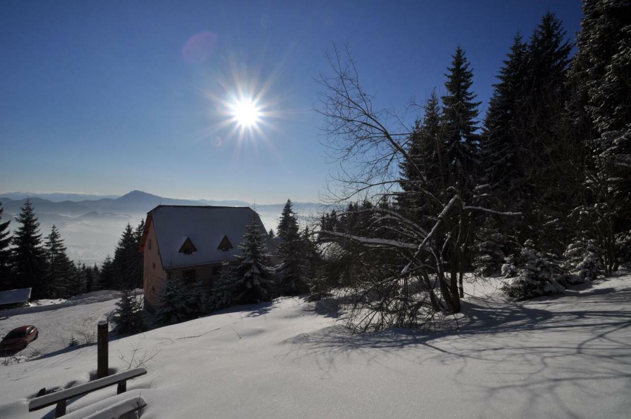 Chata Kubínska hoľa Dolny Kubin Exterior foto